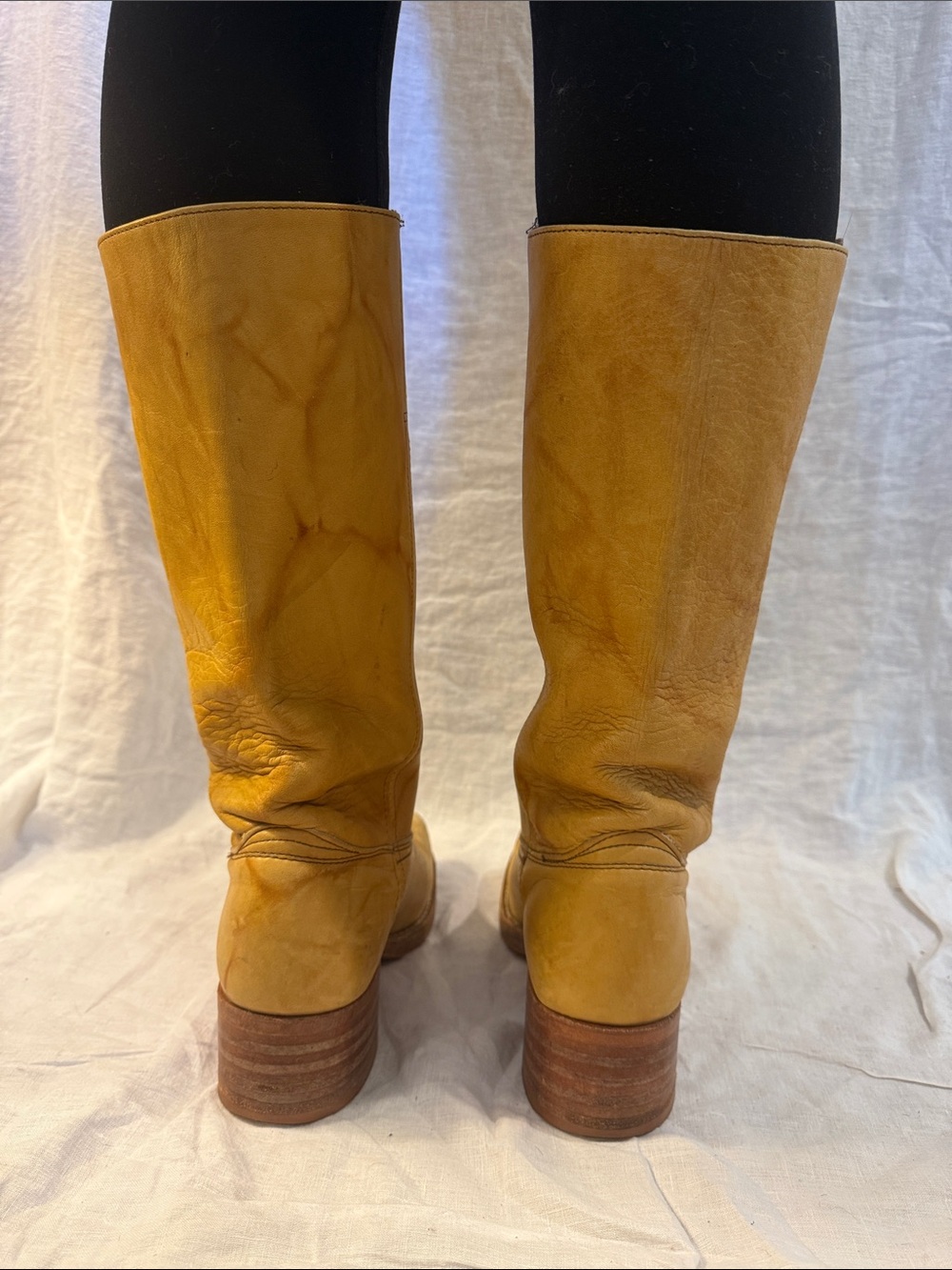 Frye Tall Yellow Leather Heeled Boots size 8.5 - Picture 3 of 7